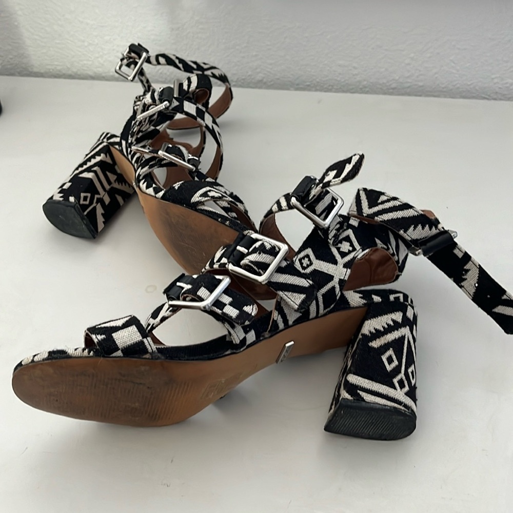 Funky block heels - Picture 5 of 6